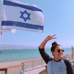 Meet your Posher, Juliette